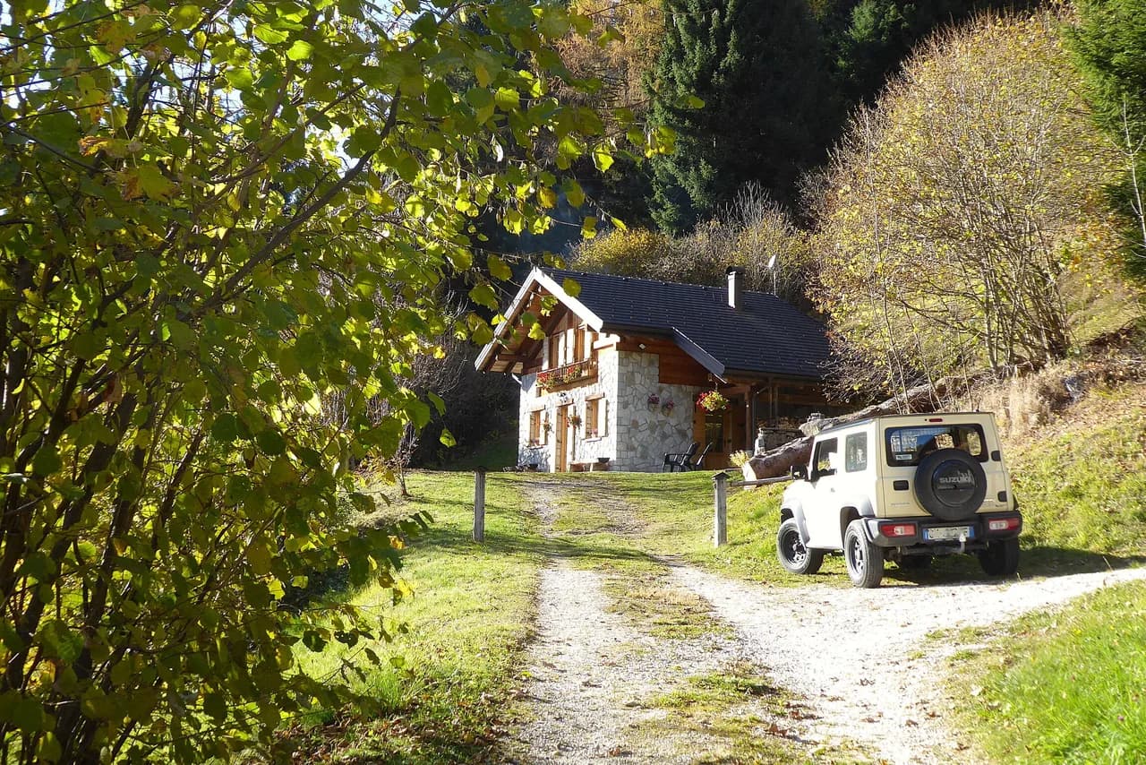 Charming Mountain Chalet in Pieve Tesino