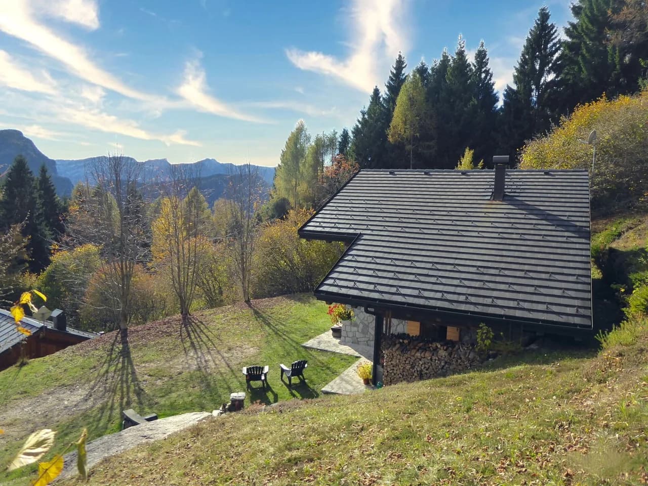Charming Mountain Chalet in Pieve Tesino photo 5