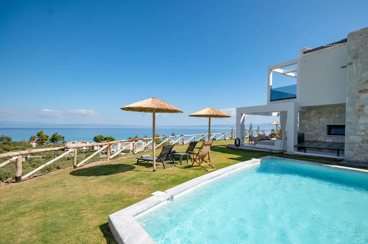 Olive Grove Garden Suite in Chaniotis