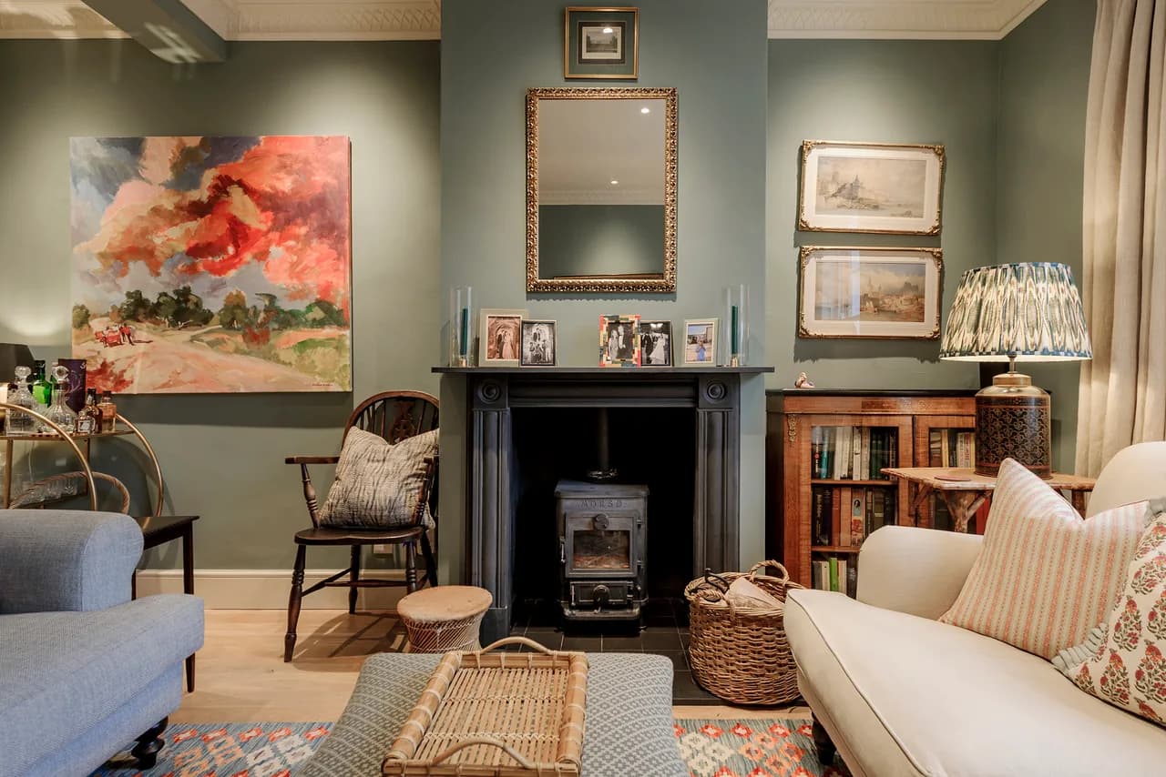Family-Friendly Three Bedroom Retreat in London photo 4