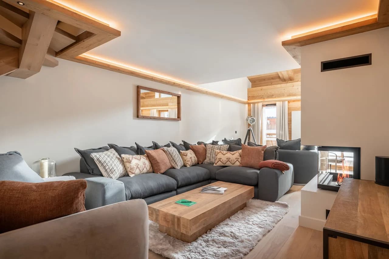 Panoramic Alpine Retreat in Val d’Isère photo 2