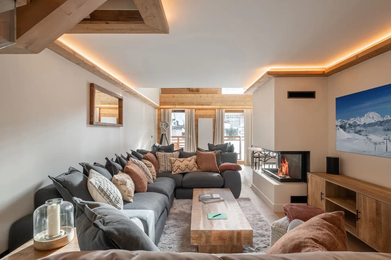 Panoramic Alpine Retreat in Val d’Isère photo 3