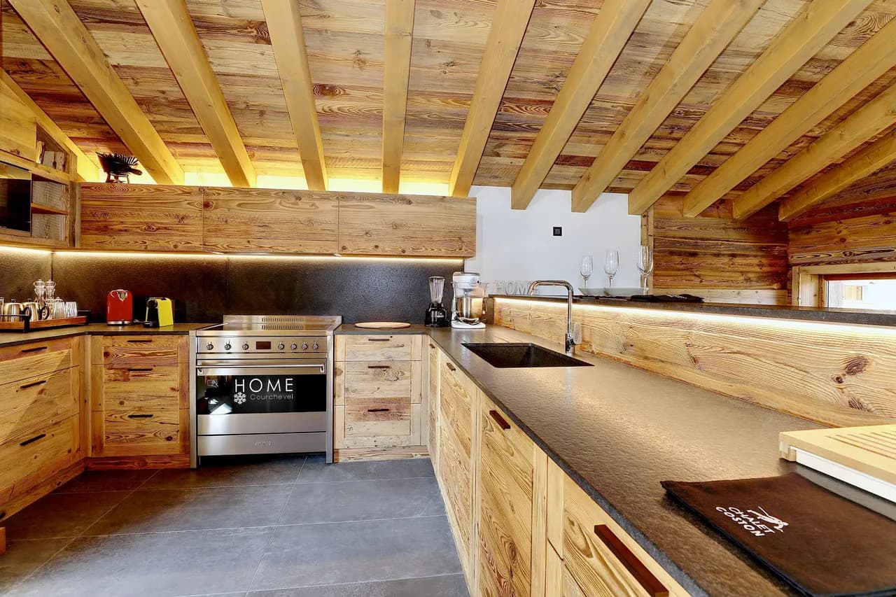 Exceptional chalet - high standing -1550 photo 3