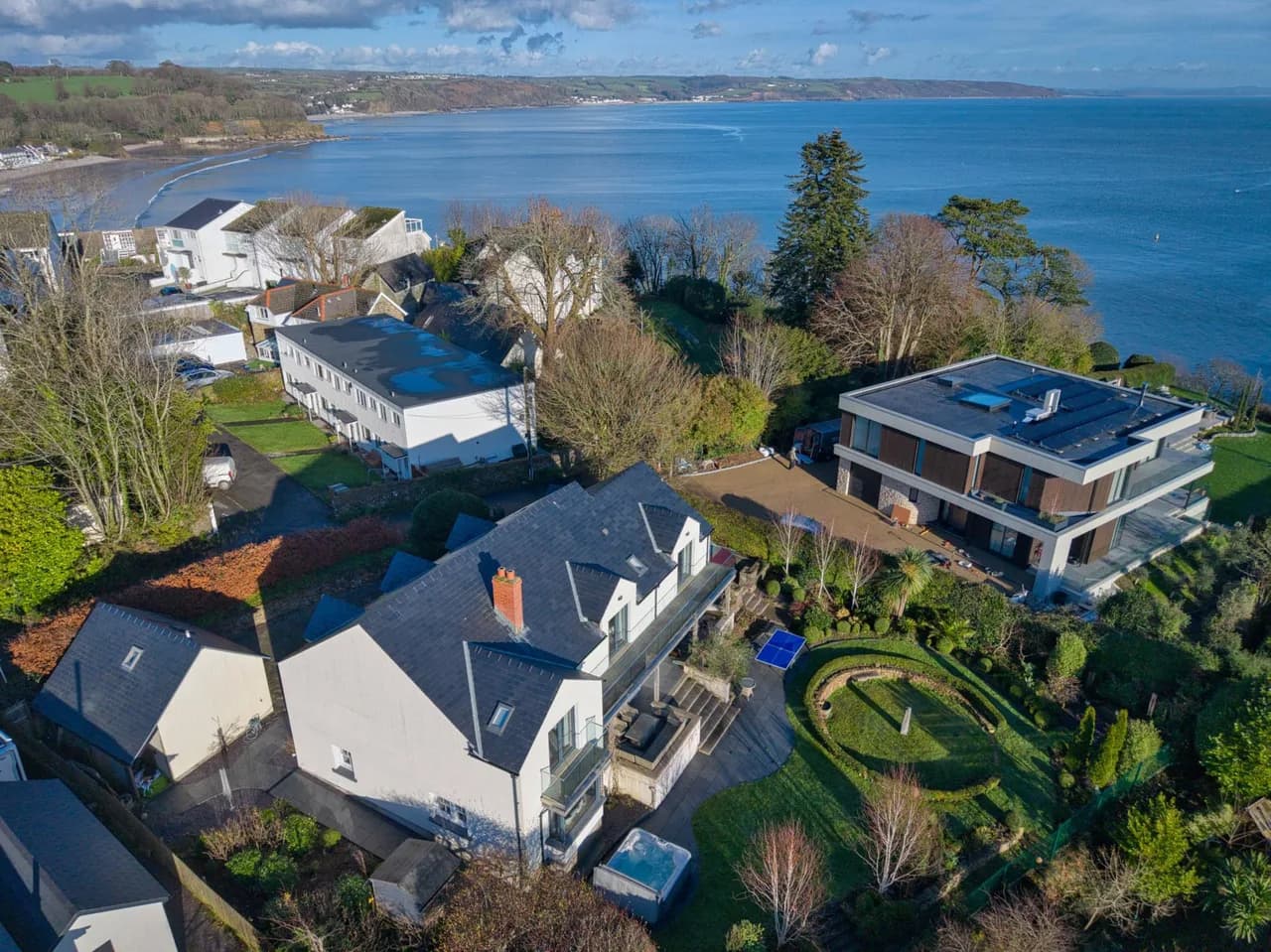 Jacuzzi Terrace Villa in Saundersfoot photo 5