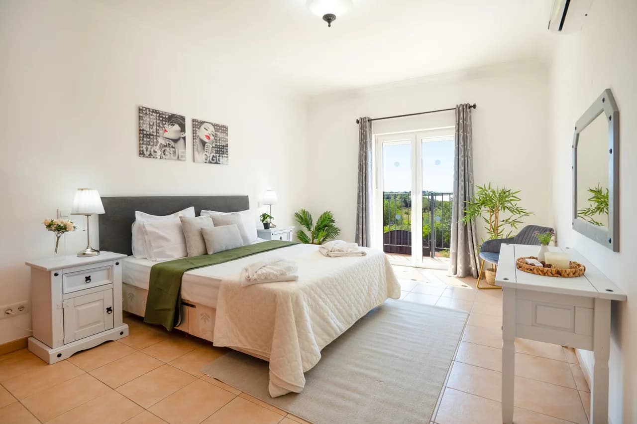 Terrace View Villa in Quelfes Algarve Portugal photo 4