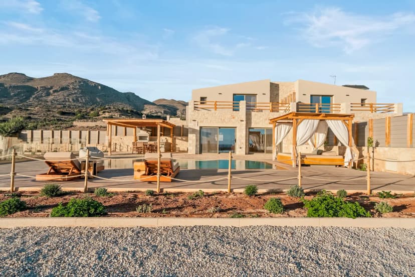 Serene Villas - Villa Nephele, by Estia