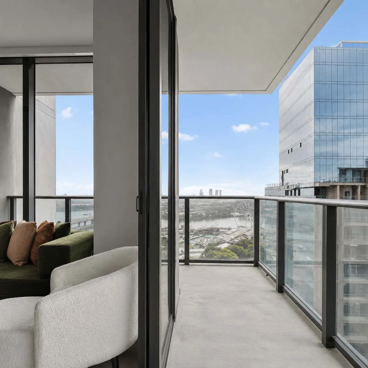 Downtown Miami Studio, 25th Flr+, Bay & Wheel View photo 5
