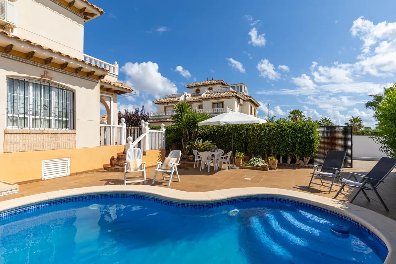Modern Three Bedroom Villa in Orihuela photo 2