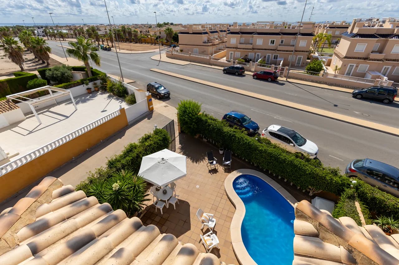 Modern Three Bedroom Villa in Orihuela photo 5