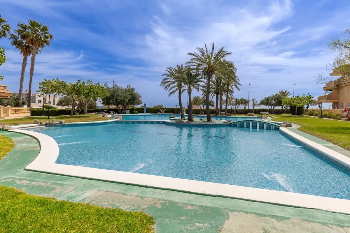 Oceanfront Three Bedroom Villa in El Campello photo 4