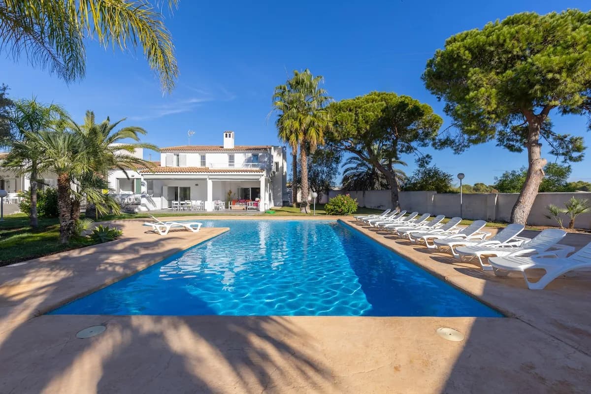 Elegant Seven Bedroom Villa in Els Ciprerets