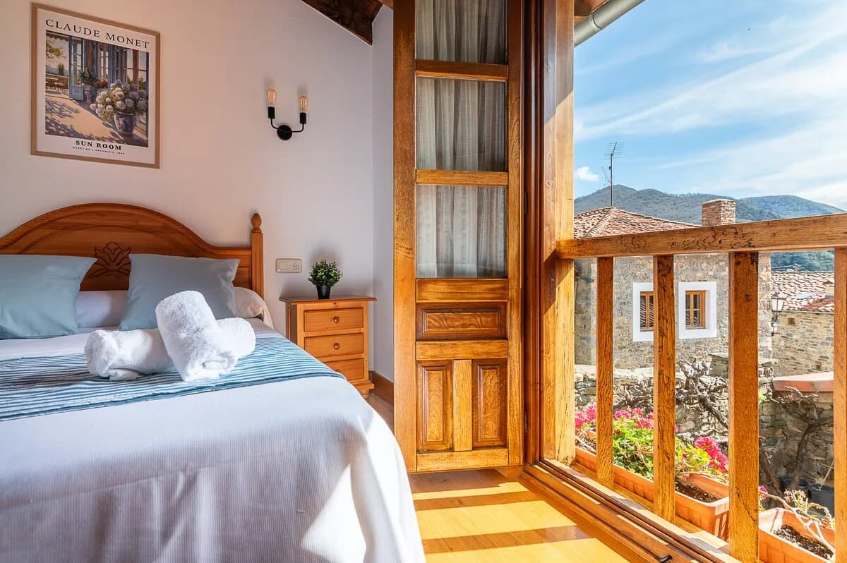 Mountain View Three Bedroom Villa in Cabezon de Liebana photo 4