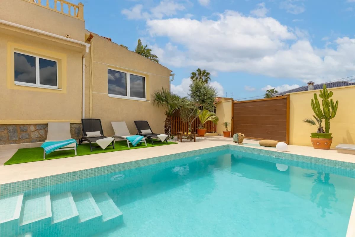 Coastal Two-Bedroom Villa in Torrevieja