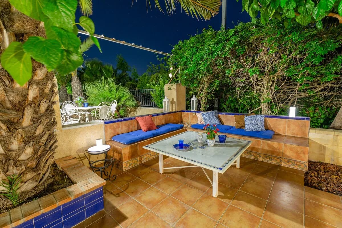 Contemporary Three Bedroom Villa in Daya Vieja photo 2