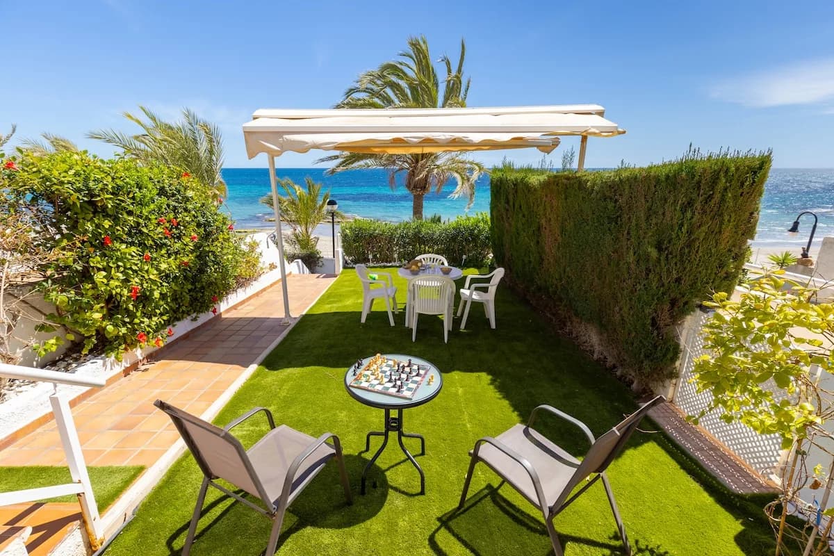 Terrace-Focused Four Bedroom Villa in Orihuela photo 3