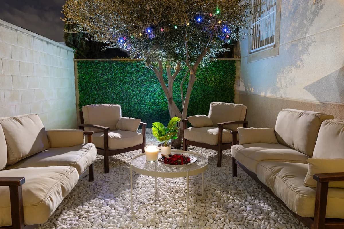 Coastal Four Bedroom Villa in Torrevieja