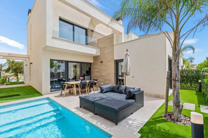 DreamInBlue Villa by Fidalsa