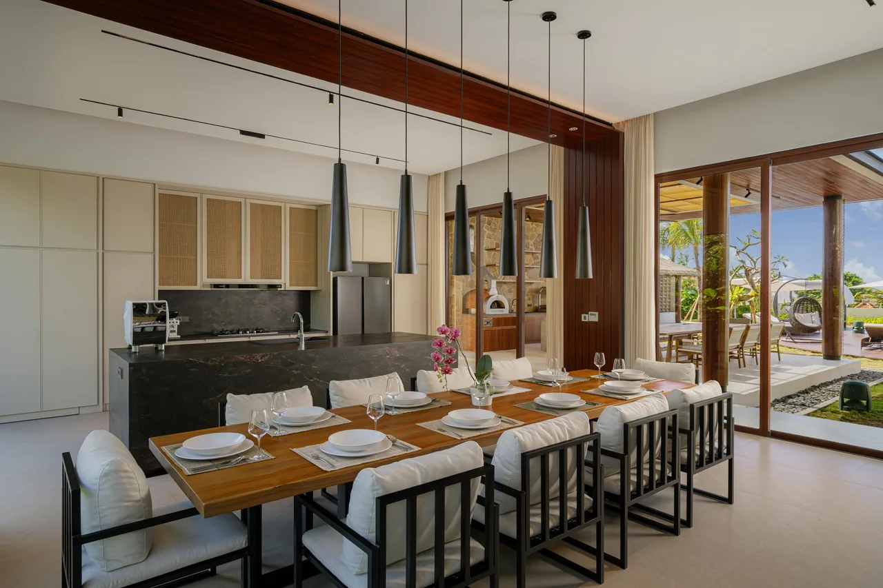 Elevator Access Villa in Ungasan photo 5