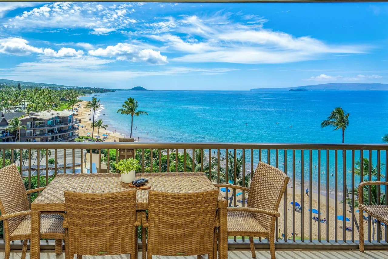 Mana Kai 811 - Oceanfront, Top Floor, Stunning Renovation, 2BR, Kings, Split AC photo 2