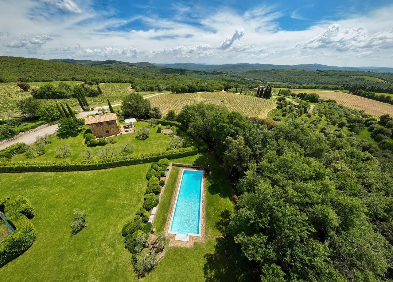 Garden View Two Bedroom Villa in Castelnuovo Berardenga photo 4