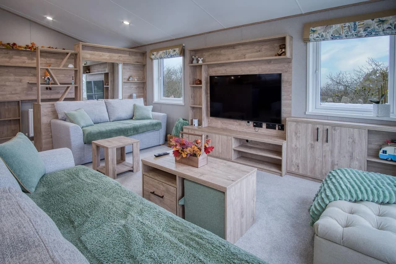 Jacuzzi Three Bedroom Lodge in St. Florence photo 2