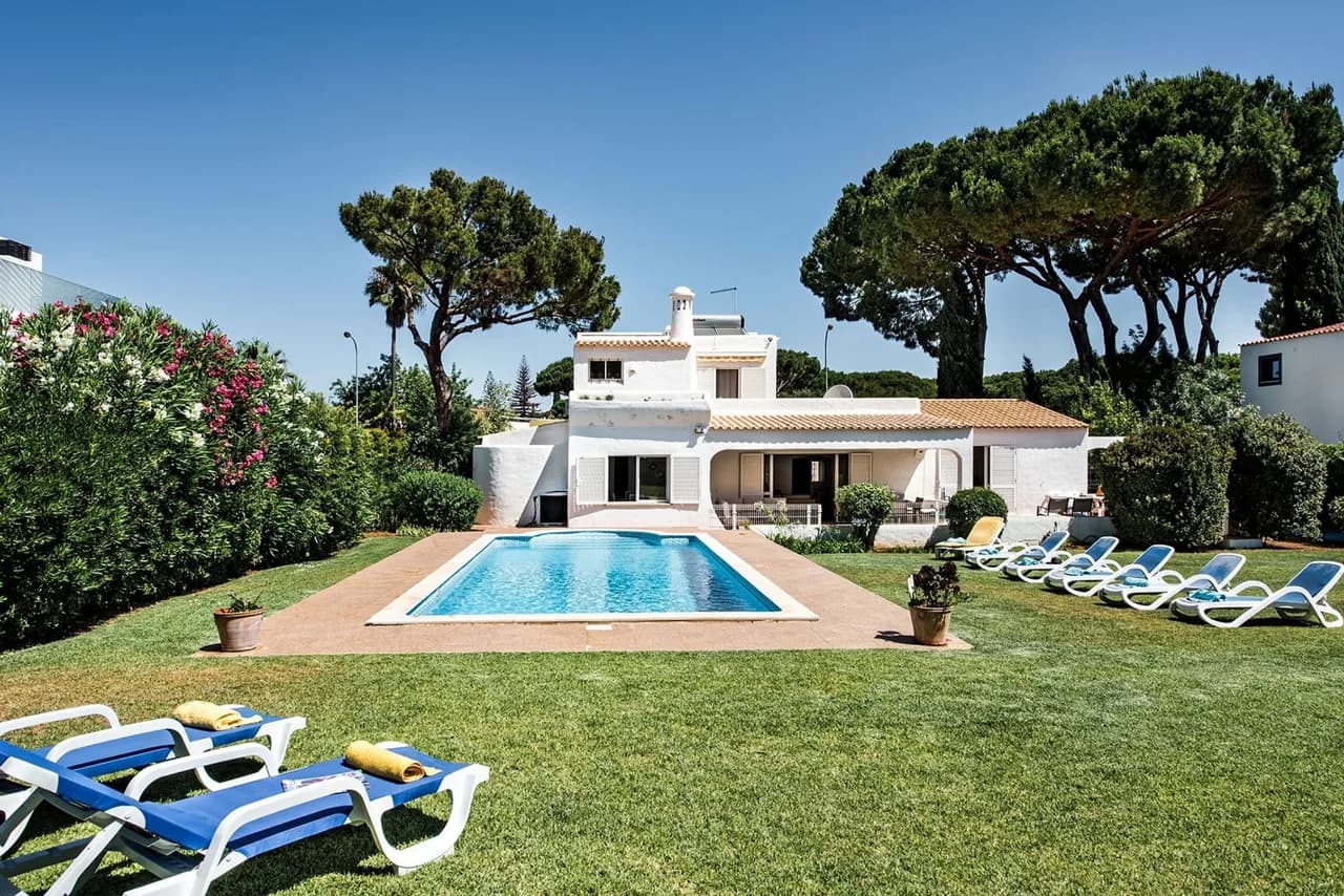 Terrace Three Bedroom Villa in Loule