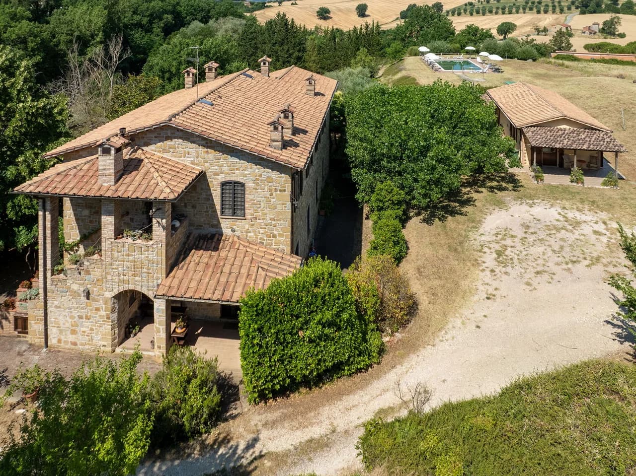 Panoramic View Pool Villa in Piccione photo 2