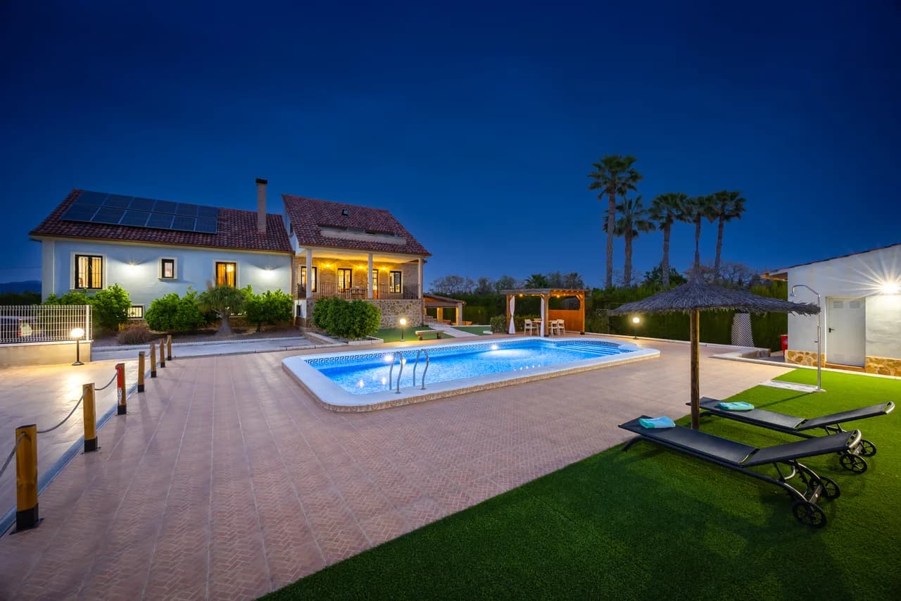 Garden Retreat Villa in Catral Alicante Spain photo 4
