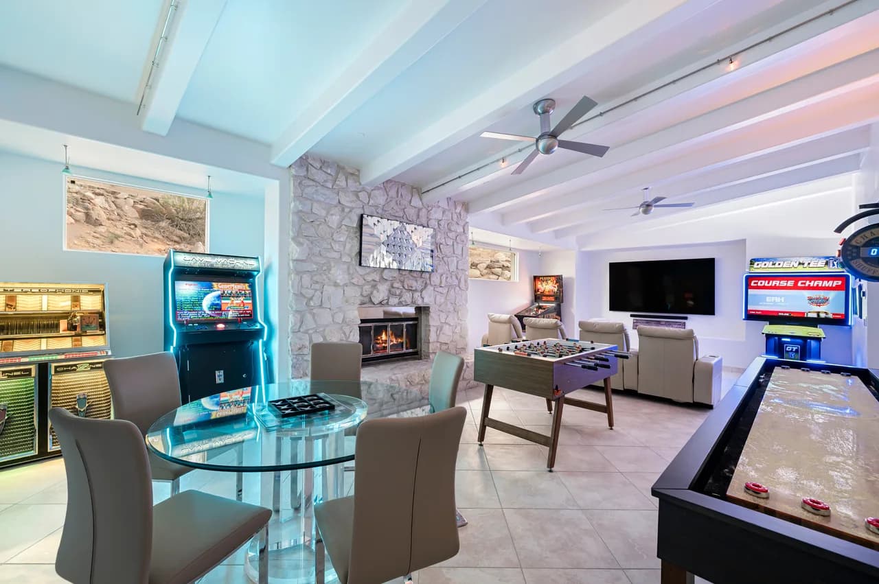 City View Luxury Mansion in Camelback East photo 4
