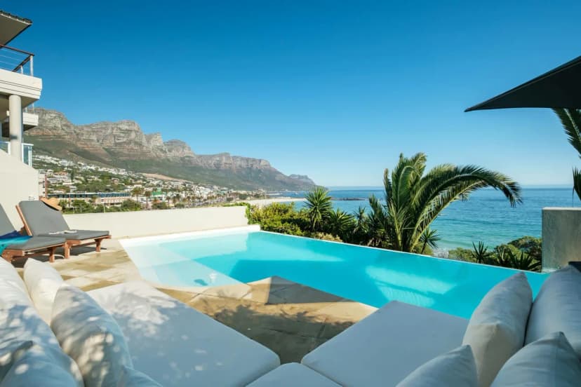 Ocean View Six Bedroom Villa in Camps Bay