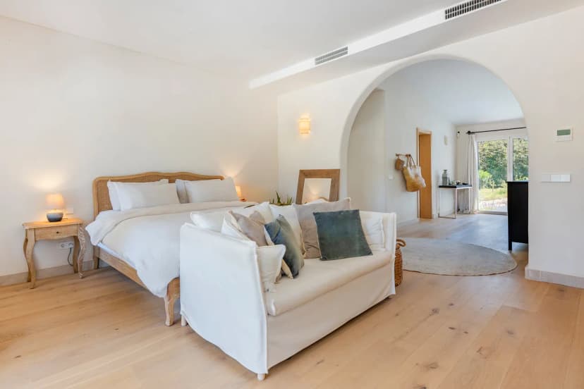 Terrace-Equipped Villa in Mallorca