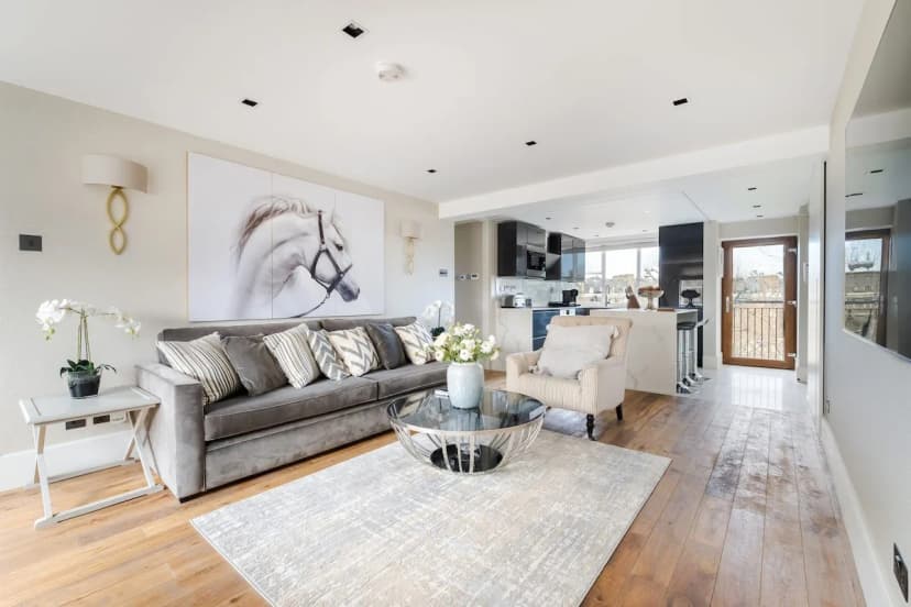 Stylish Urban Retreat in London