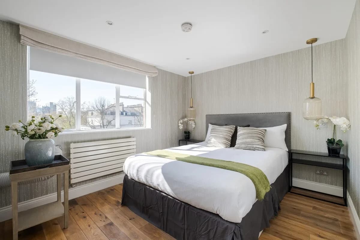Elegant Three Bedroom Retreat in London photo 5
