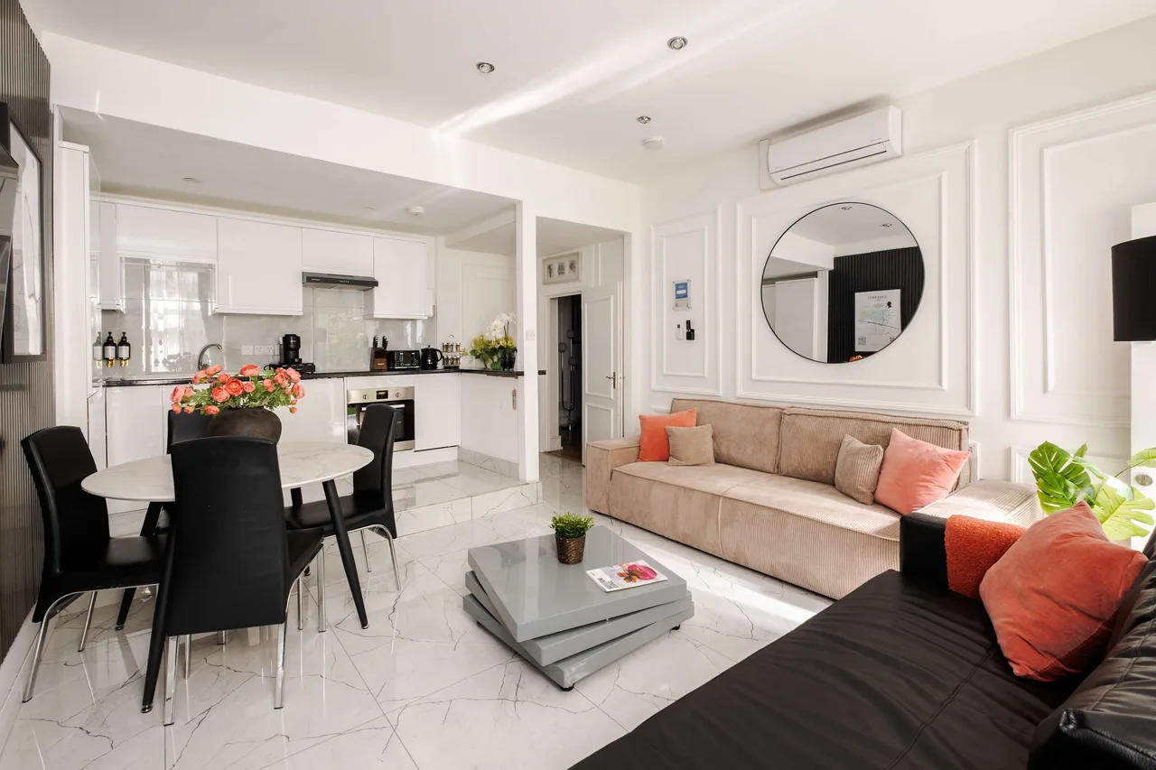 Cozy One Bedroom Apartment in Marylebone, London photo 2