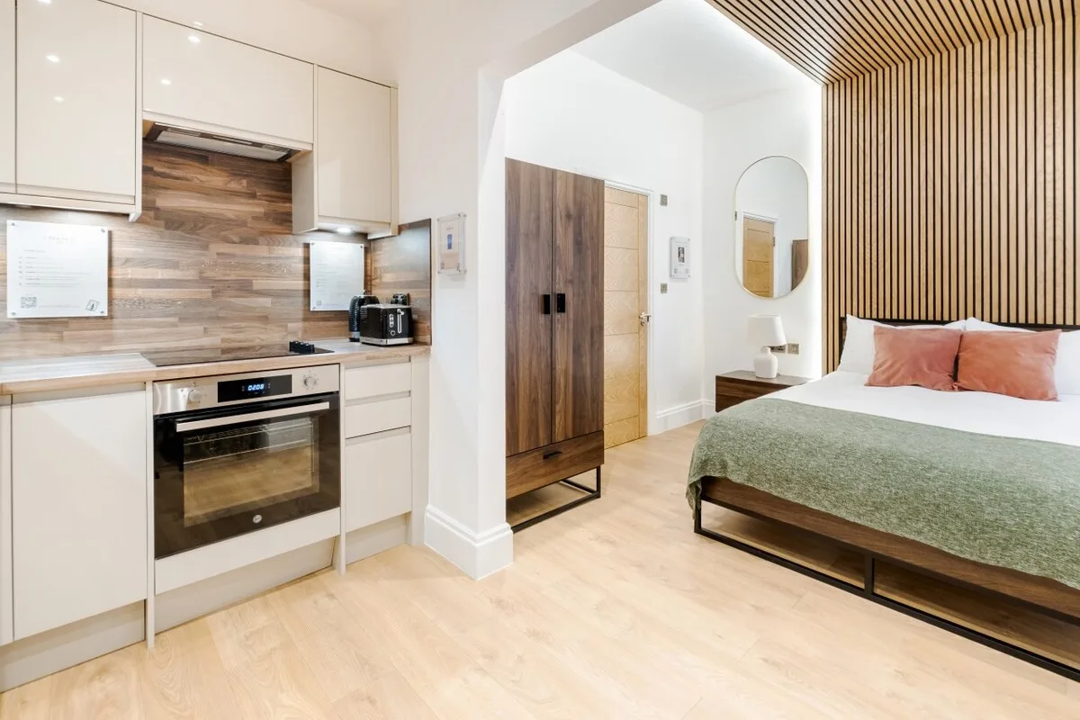 Charming One Bedroom Retreat in London photo 5