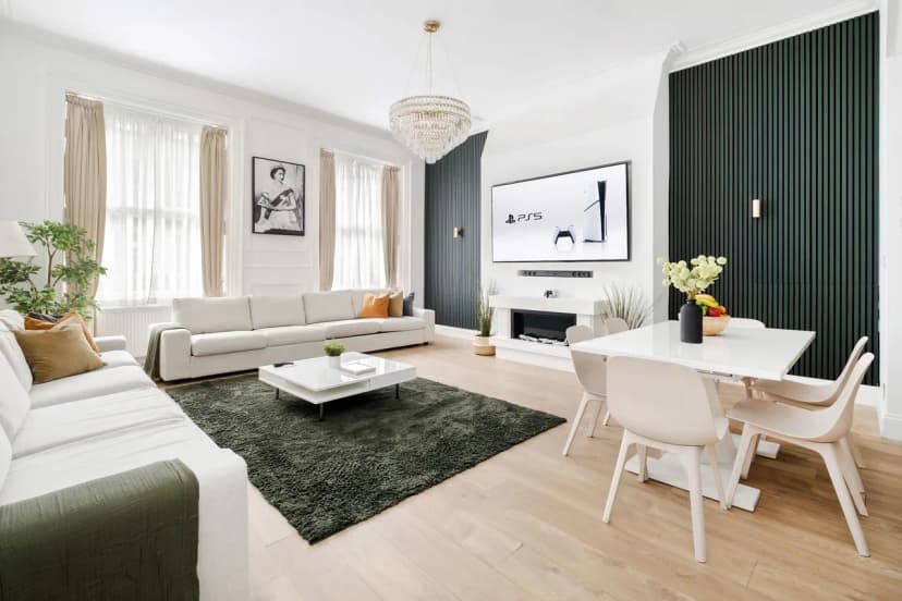 Modern Two Bedroom Retreat in London
