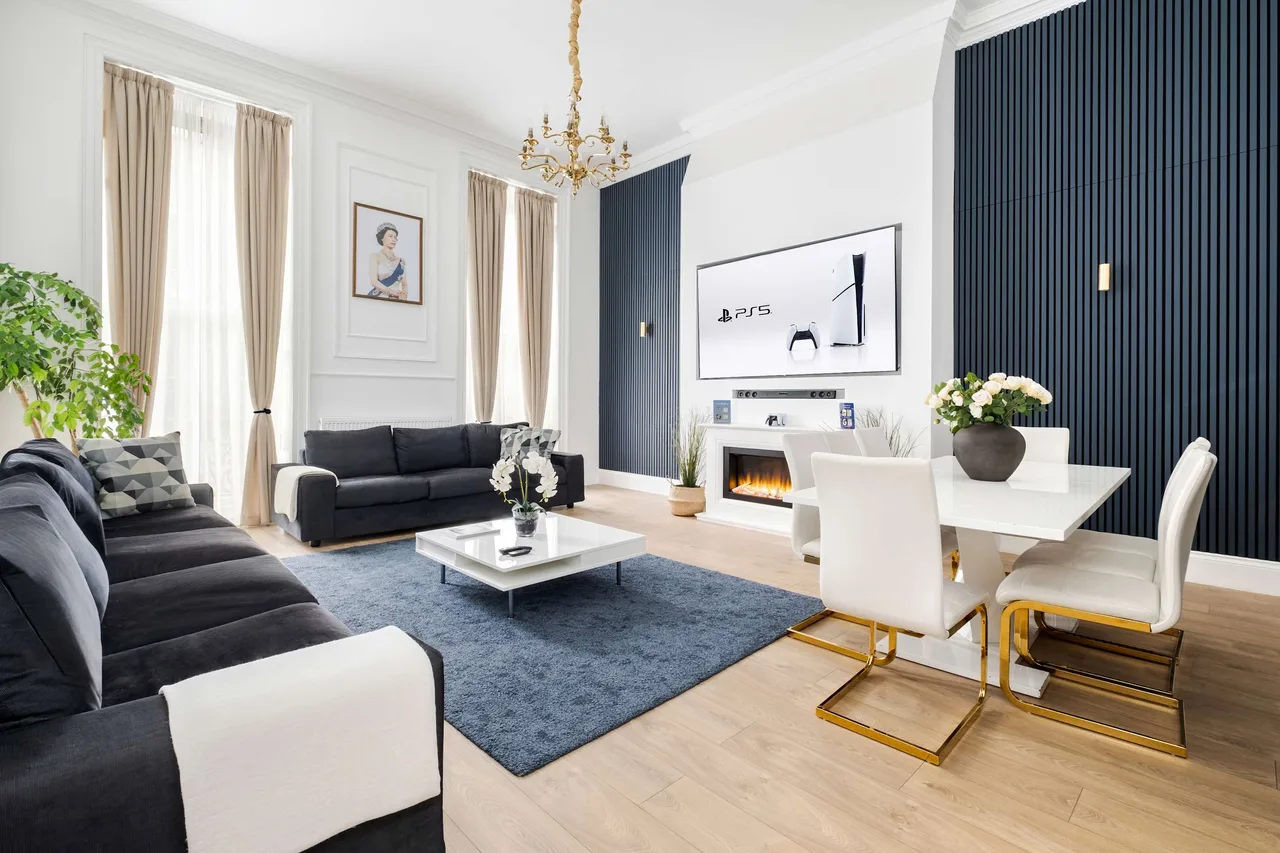 Modern Two Bedroom Apartment in London