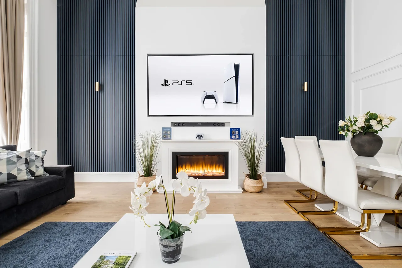 Modern Two Bedroom Apartment in London photo 4