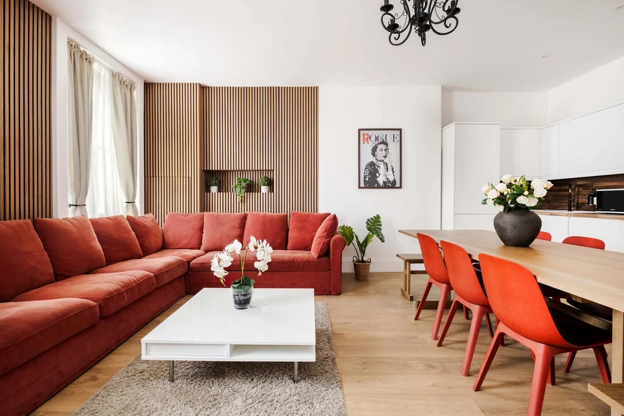 Elegant Two Bedroom Villa in London photo 2