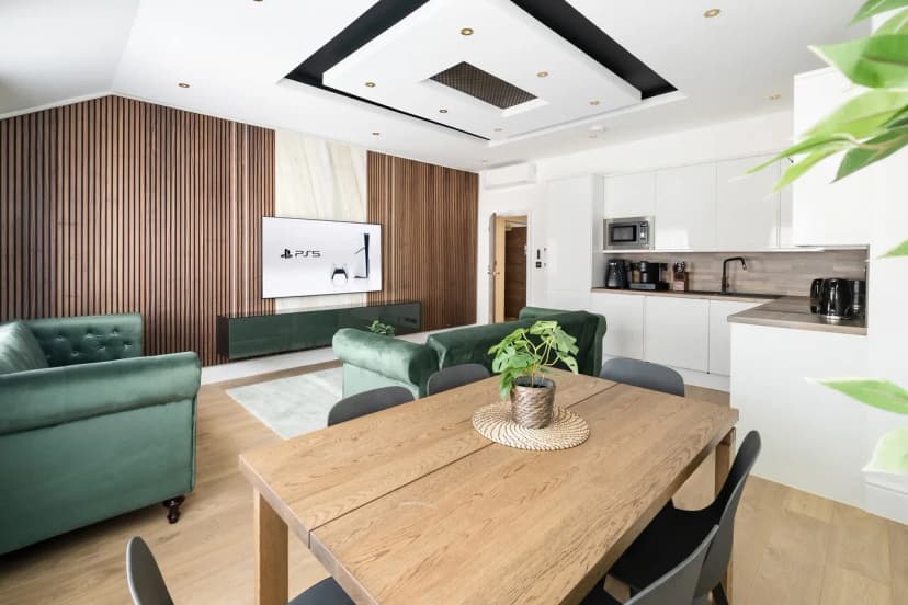 Chic One Bedroom Retreat in London