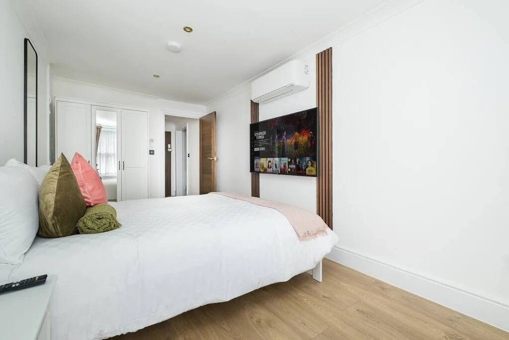 Elegant One Bedroom Retreat in London photo 4
