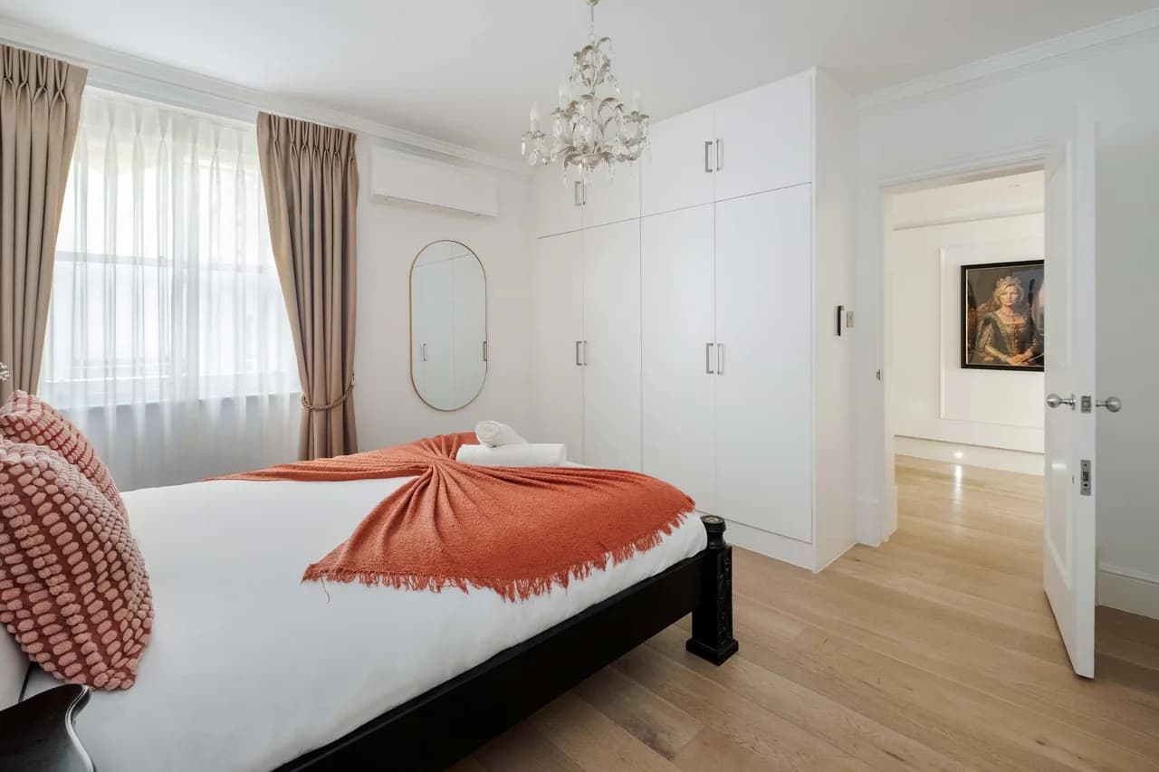 Chic Two Bedroom Apartment in Central London photo 2