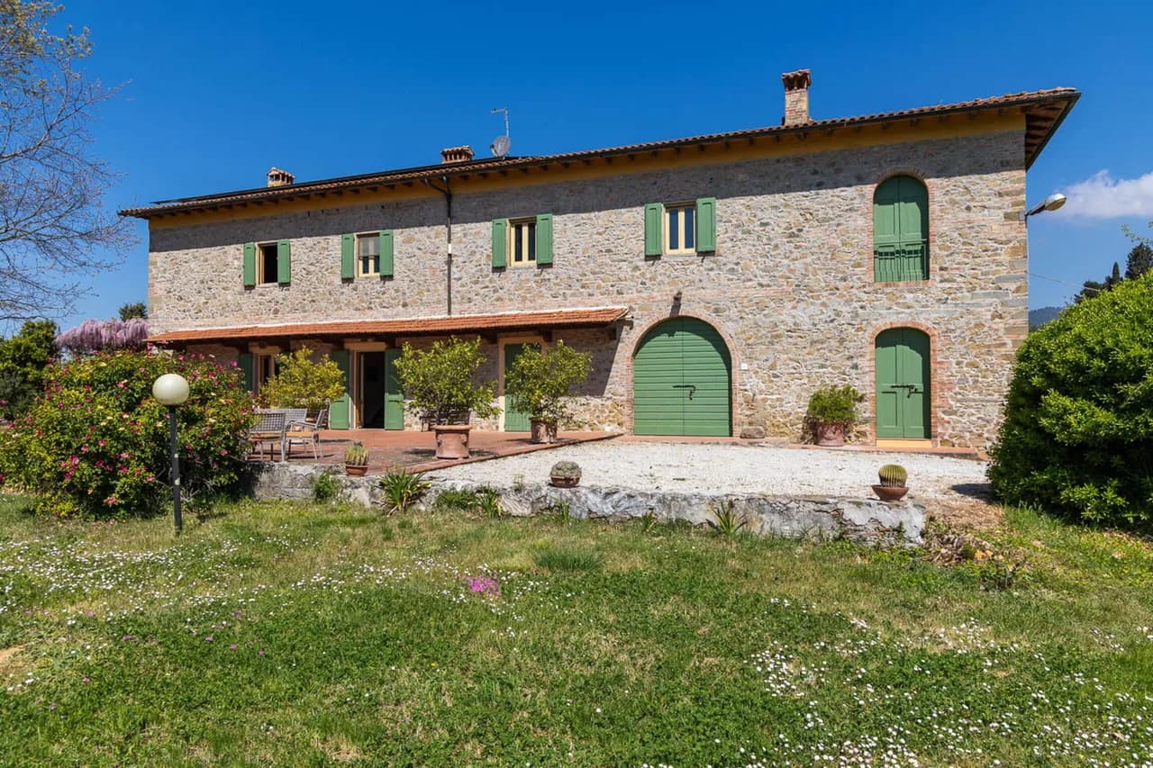 Private Pool Villa in Vinci Tuscany Italy photo 3