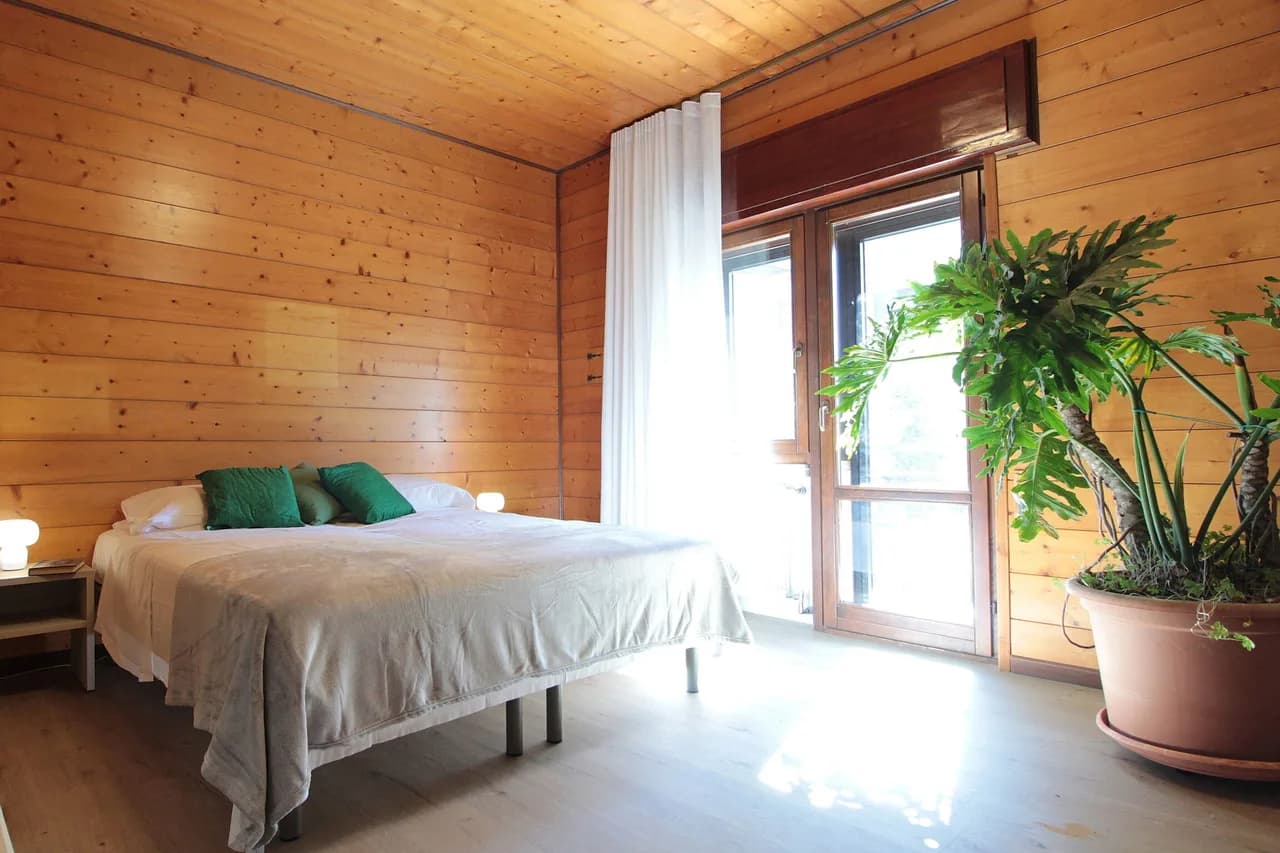 Garden View Two Bedroom House in Polpet photo 5