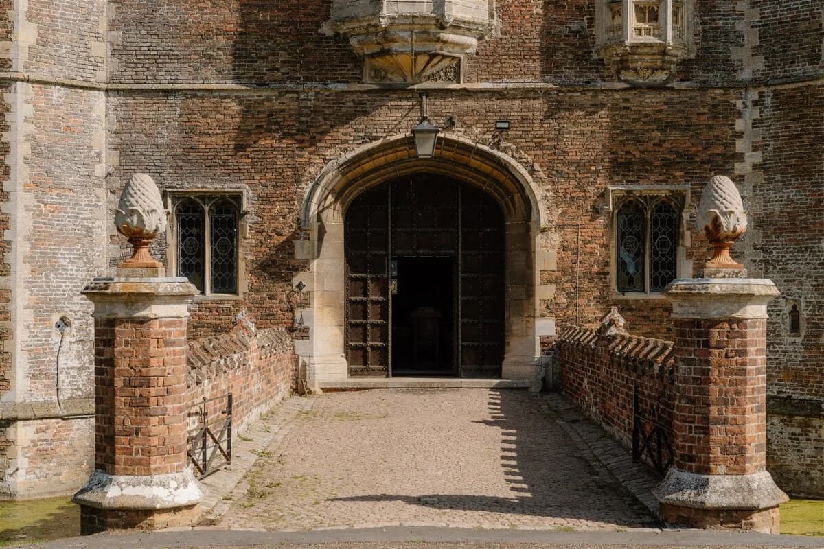 Historic Castle Retreat in Middleton Norfolk photo 3