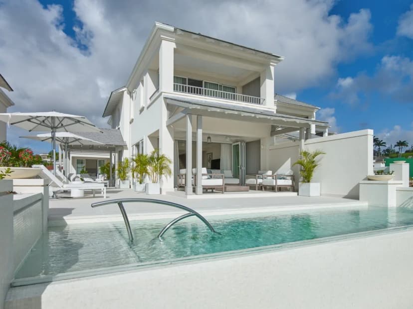 Greenskeeper - 3BR Modern Villa w/ Golf and Beach Club