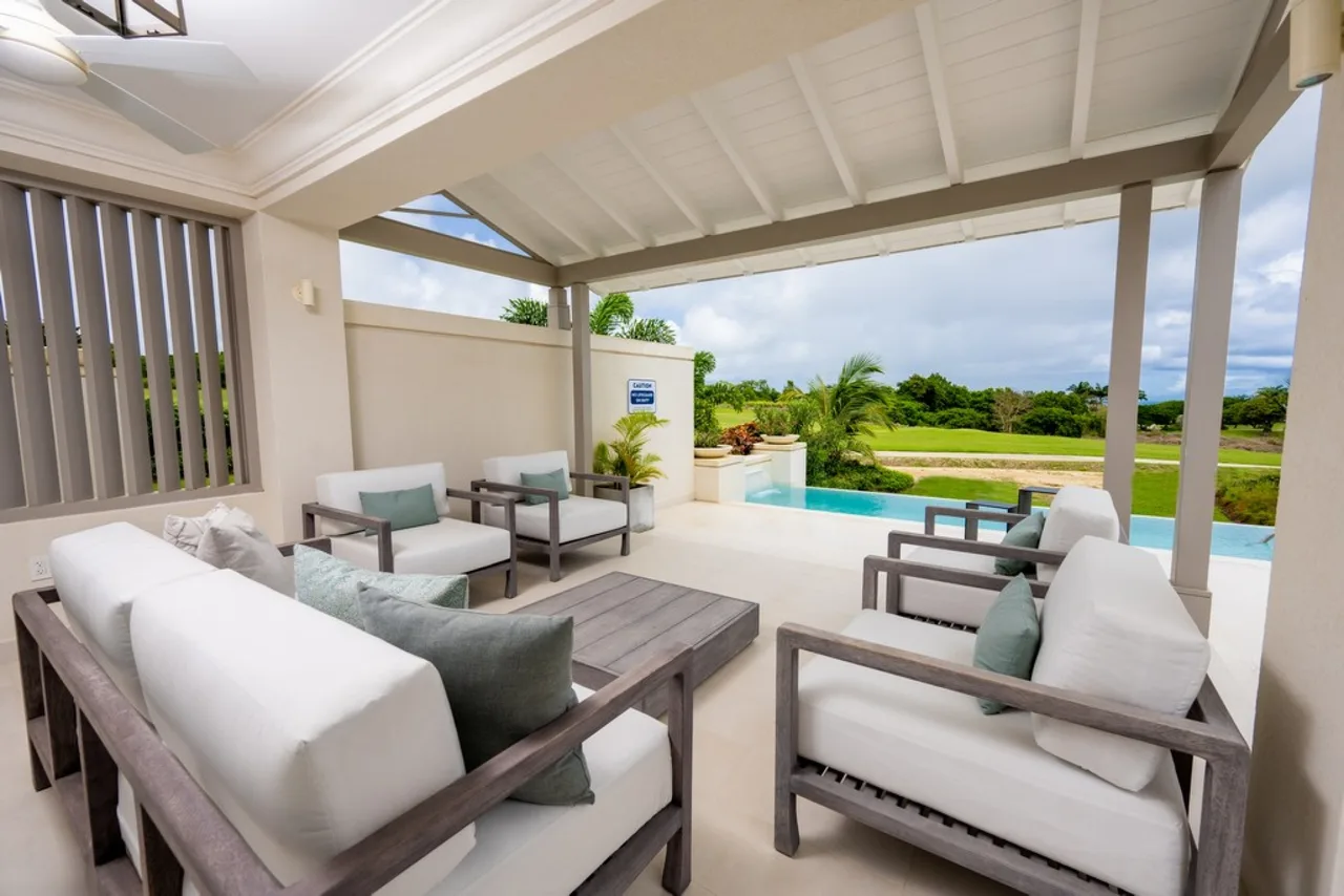 Modern Three Bedroom Villa in Westmoreland photo 3