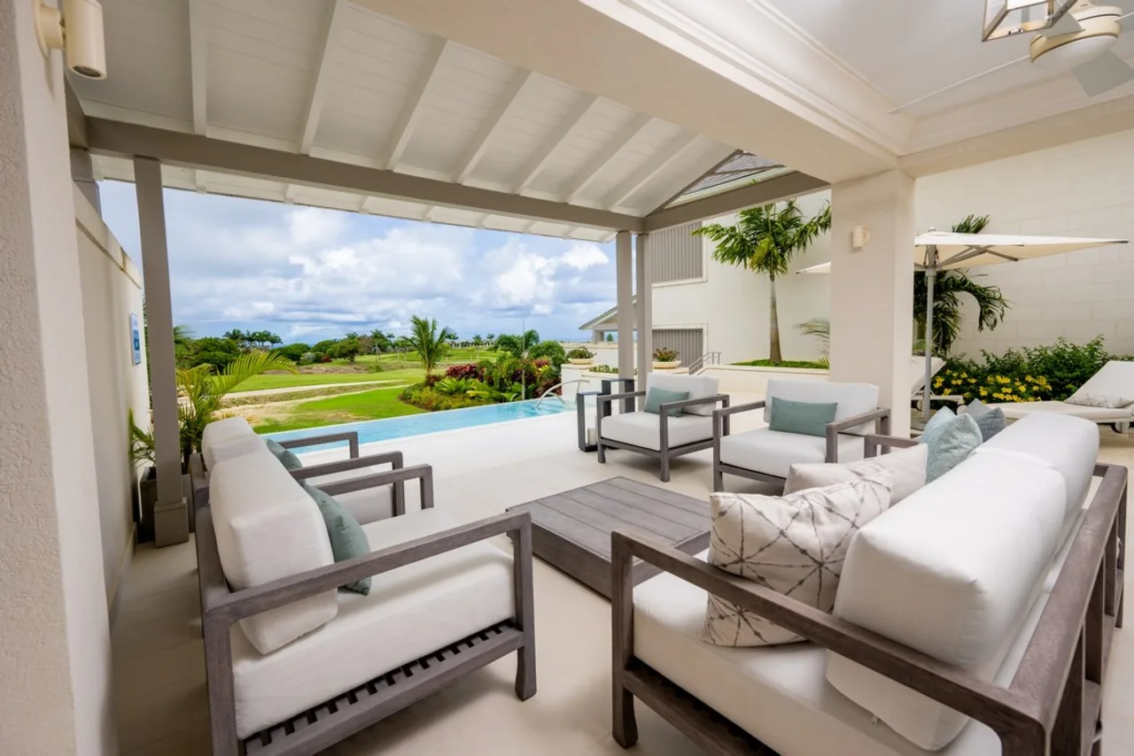 Modern Three Bedroom Villa in Westmoreland photo 4