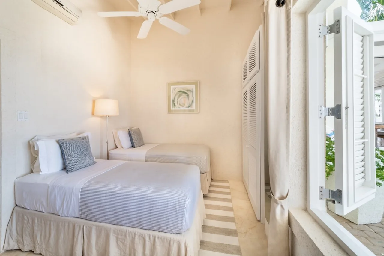 Ocean Front Three Bedroom Villa in Speightstown photo 5