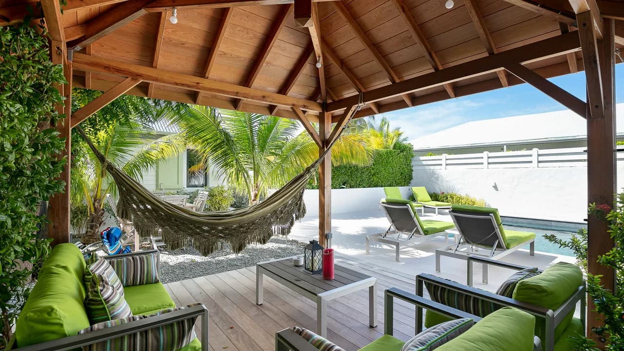 Single-Story Villa with Private Pool in Lorient photo 2